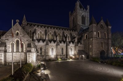 Christchurch Cathedral  image of church outside